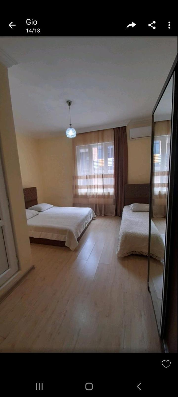 Guest House Gio Kobuleti Rum bild